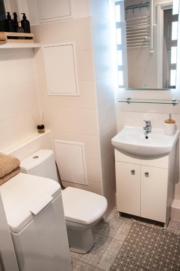 Apartament "Klimatycznie" - Przytulny, 4-Osobowy, Jelenia Gora, Cieplice Eksteriør bilde